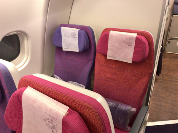 飛行機の座席を変わってあげたら偽善者な気分に悩まされた話 あい言葉は Lalala 飛行機の座席を変わってあげたら偽善者な気分に悩まされた話 あい言葉は Lalala